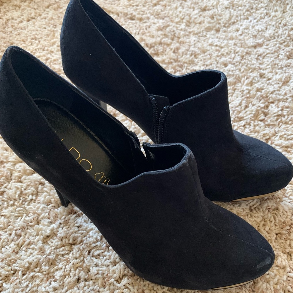 Also high heeled booties